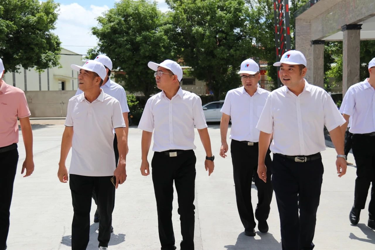 護航力源科技二期廠房項目建設！區政府開展項目建設督導工作