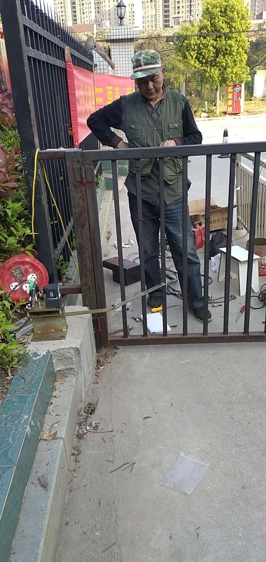 一體化大門門禁系統(tǒng)安裝(圖1)